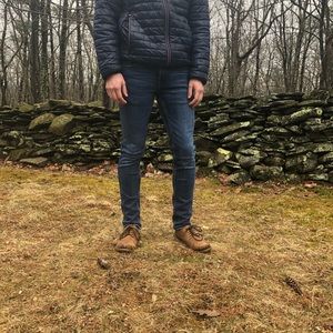 Men’s Old navy skinny adjust jeans.